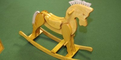 Beitragsbild Schaukelpferd handgefertigt