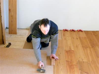 Beitragsbild Boden verlegen